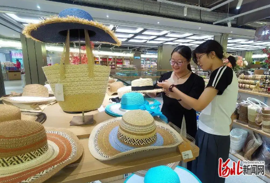 一线见闻｜跨境电商赋能 大名草编出海