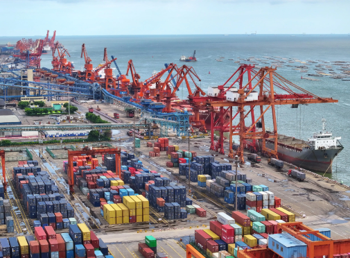 前7月外贸进出口增17.3%，现存外贸相关企业超934万家